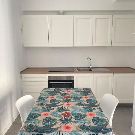 Nuovo Bilocale Super Accessoriato Con Spazio Esterno Lägenhet Sirolo Exteriör bild